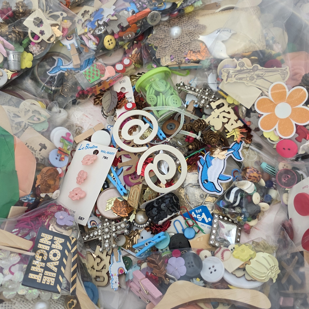 Mystery Junk Journal Assorted  Embellishment Mix - Picture 5 of 14